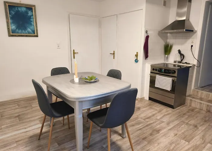 شقة Am Rittergut 100qm Grebenstein